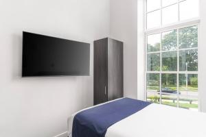 Stylish Studio in Historic Boston #207