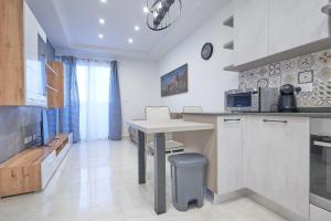 Full Sun Getaway APT Sliema - 1BR