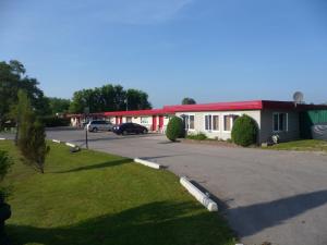 The Silver Birch Motel