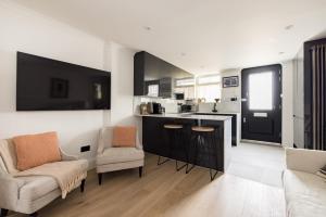 The Fulham Broadway Apartment