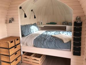 Prosecco - Lydcott Glamping Cornwall, sea views