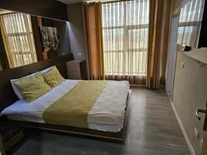 HOTEL BENITA - Istog