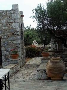 Charouda stone tower xenonas