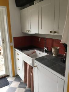 Huset i gränden - granne med havet