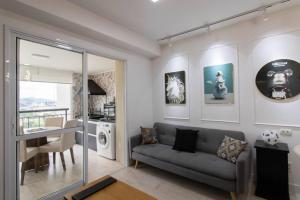 Cosmopolitan Studio - GRU 2312