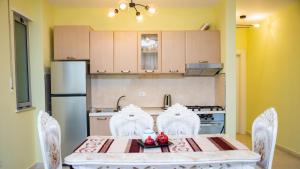 Beach Heaven Apartments