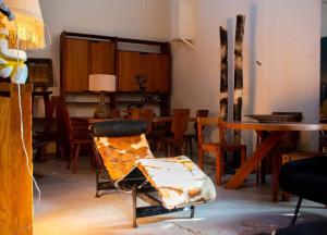 Une pause en Provence au Village des antiquaires de la Gare