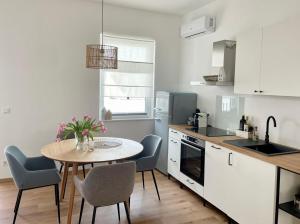 Pannonia Apartments