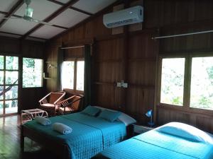 Cabañas Bajo Bosque Drake