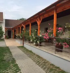 Cicáskacus Vendégház - Mátrafüred