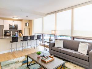 Family Friendly Apt with Gym