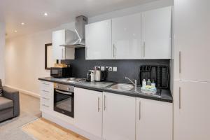 2 Bedroom Aprtmnt For Upto 6 Nr Centre, Uni &Parks
