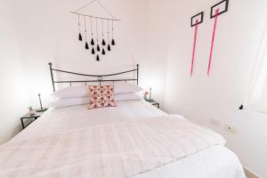 Yenne Apartment img33