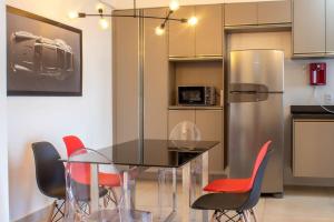 Apogeo Vista linda 2 dormitórios garagem AC Wi-Fi