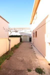 Appartement 2 pièces, au 1er étage pour 2 à 4 couchages, proche commerces et 200m plage de PORTIRAGNES PLAGE LXRH9