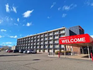 美国汽车旅馆 - 莱克伍德