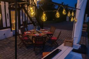 Maison de campagne avec piscine, jardin