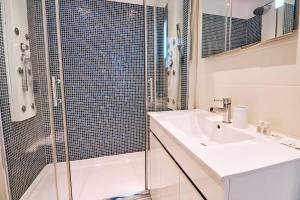 Apartment Bay View Andrea mit Meerblick und Pool