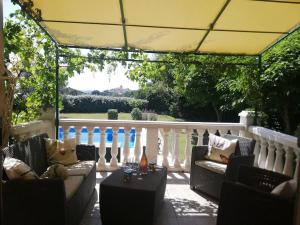 Maisons de vacances LA VALANAIS - Maison de Vacances entiere climatisee avec piscine privee : photos des chambres