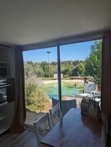 Chalet climatisé en campagne avec baignade privée - Lagnes