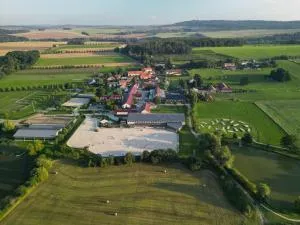 Equitana Hotel Resort - Březnice