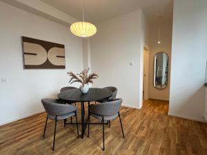 AMAYA LIVING 80qm Japandi Krefeld Zentrum