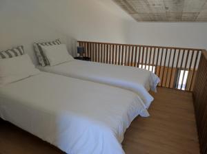 Ocean & Countryside Apartments