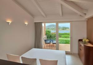 Baia Di Chia Resort Sardinia, Curio Collection By Hilton img54