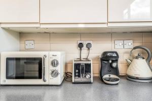 Modern Apartment by Whitechapel Hospital - Pass the Keys