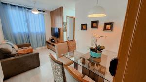 Apto 400m UEL, 2 quartos, ar condicionado egaragem