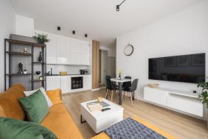 WARSZAWSKI SEN. Apartament na 5