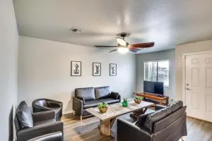 Snowbird Arizona Retreat with Fire Pit! - نيدلز