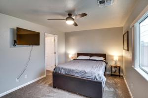 Fire Pit + Covered Patio: Bullhead City Escape!
