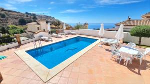 Nerja Villas Tamango Hill Silhouse