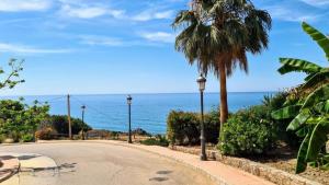 Nerja Villas Tamango Hill Silhouse