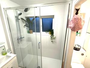 Fallow Cottage, 3 Bedrooms, Woodburner - Heart of Stamford by Belmont Places