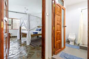 Mayweather One Bedroom Apartment, with Beach Access, Malindi