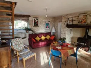 Maison Quercynoise en pierre - Cremps