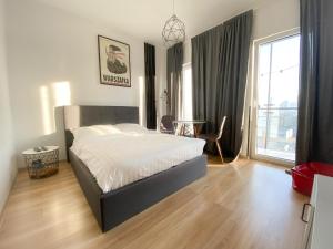 Bliska Wola Expo Central Apartment