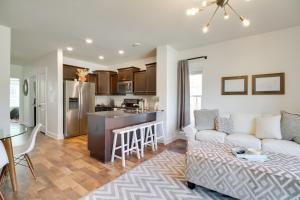 Walkable Lynchburg Condo w Private Balcony
