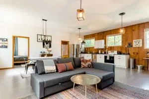 Central Bench Garden Guest House - Garden City