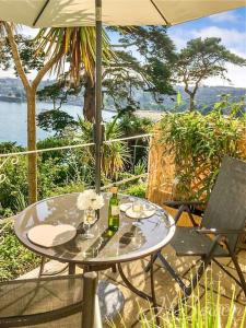 180° Water View Apartment - Simply Amazing