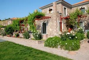 Molivos Castle Apartments - Mythimna