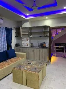 Chic 1-Bed Retreat Your Ideal Urban Escape Awaits Discover Comfort & Convenience in the Heart of Bahria Hub Commercial Book Now - Chakwāl