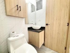 Moderno Apto 2HA, Central con Wifi5G