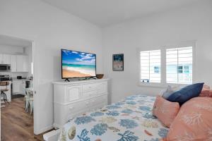 Carneys Reef NEW 1B 1B Pool Patio