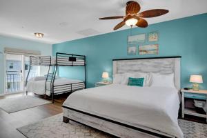 1B 2Ba Seaside Getaway Pool Oceanside