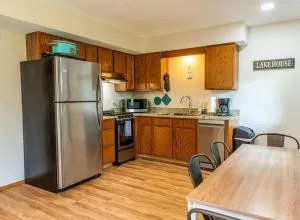 Tribesman Villa 21 on Table Rock Lake - Indian Point Tribesman Villa 21 on Table Rock Lake - Indian Point