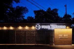 HOTEL FOURSEASONS KITAKAMI Adult only - Hachiman