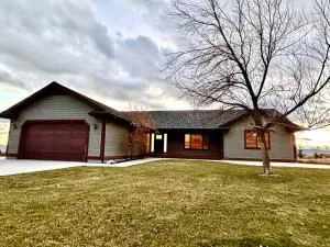 Lodge on the Green - Alpine